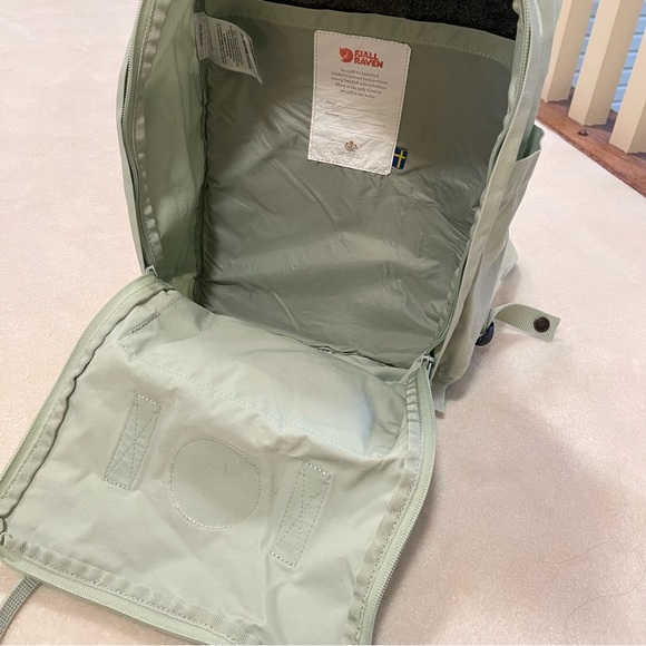 Mint Green Fjallraven Original Size Kanken Backpack - Picture 8 of 8